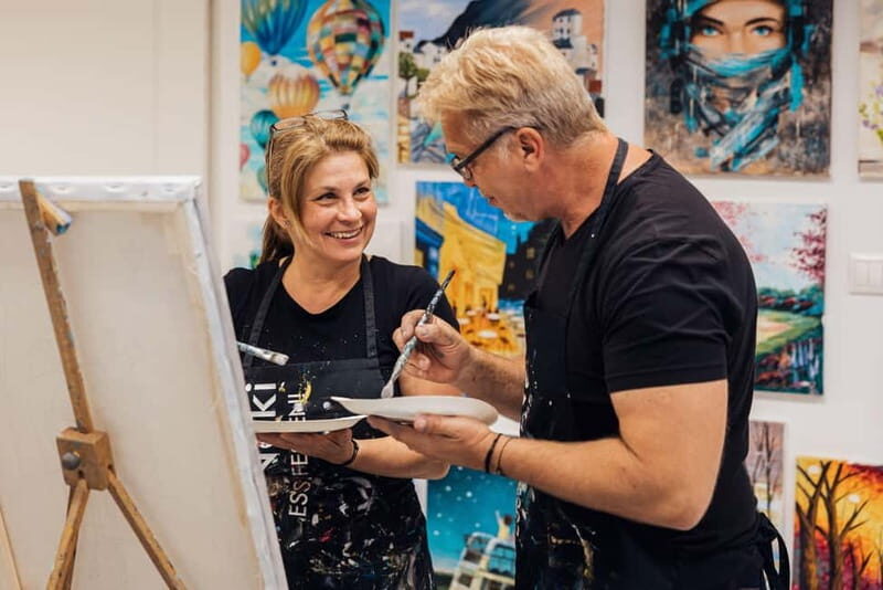 Budapest: Paint and sip experience - Drinks included: wine, water, coffee, tea