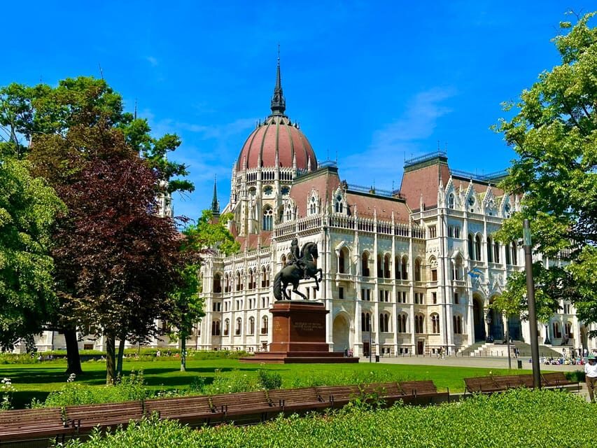 Budapest: Parliament Building Entry Ticket and Audio Guide - Main Staircase to Assembly Hall: where the drama hits