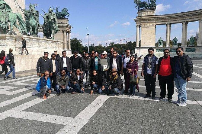 Budapest Private City Tour by car in 3 hours - FAQ