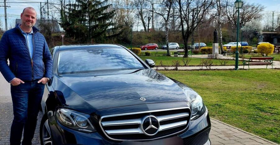 Budapest: Private City Tour with Local Guide - Why Budapest Looks Better With a Private Car and Local Talk