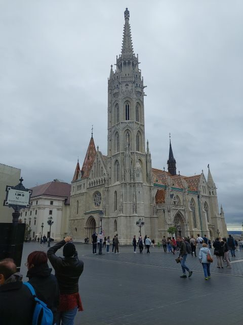 Budapest: Private City Tour with Local Guide - St. Stephen’s Basilica and the Finish at Kossuth Square and Parliament