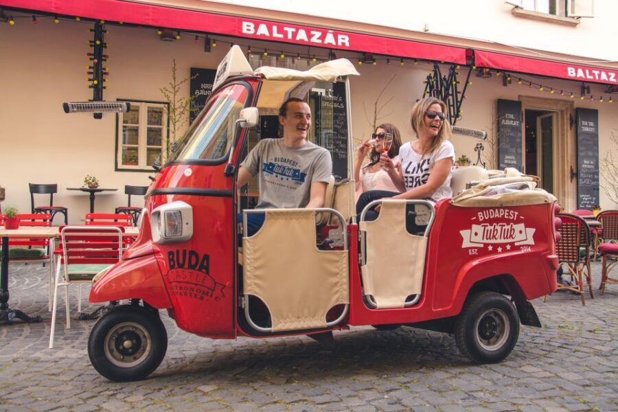 Budapest: Private City Tuk-Tuk Tour & Boat Cruise - The sights you’ll see: from grand avenues to castle edges