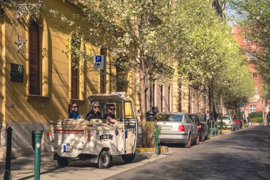 Budapest: Private City Tuk-Tuk Tour & Boat Cruise - Parliament and Government District: the big finale of the city drive