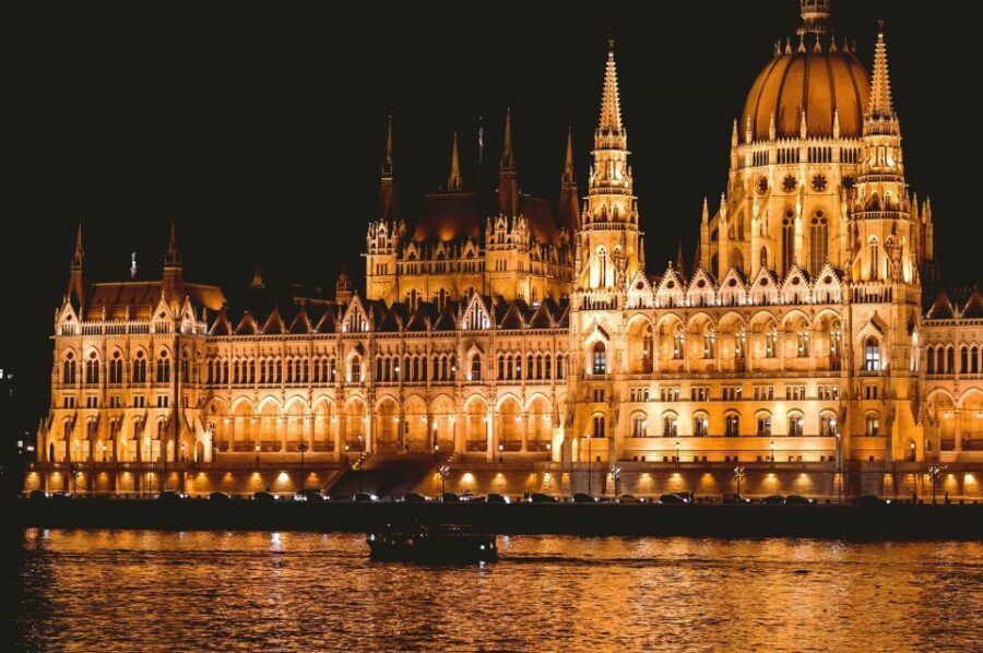 Budapest: Private Danube Yacht Cruise with Welcome Drink - Who this cruise is best for (and when you might skip it)