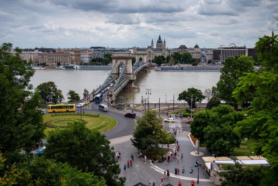 Budapest: Private Luxury Sightseeing Tour - Price and value: is $471 per group up to 2 fair?