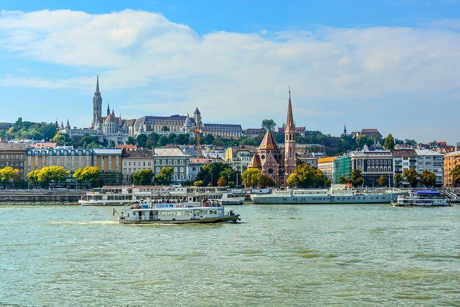 Budapest Private Luxury Sightseeing Tour with Guide and Transport - Should you book this Budapest private luxury highlights tour?