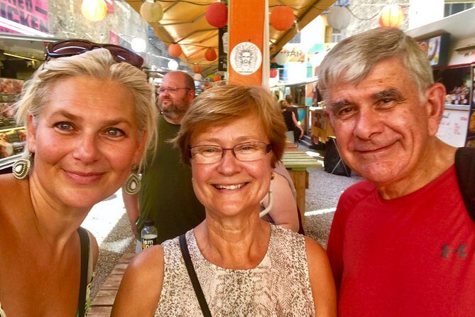 Budapest private sightseeing with Nelli & her local guides - Walking and Public Transportation: The Fastest Way to Learn Budapest