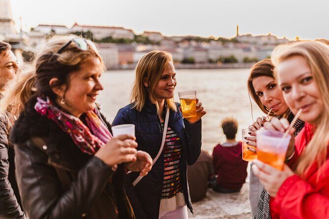 Budapest Private Tour with a Local, Custom Highlights & Gems - Jewish Quarter time for bakeries, murals, and market wandering