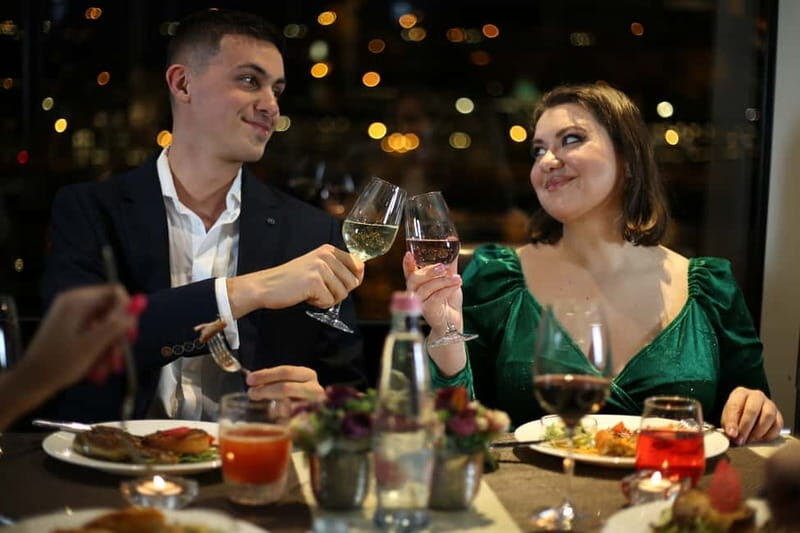 Budapest: Prosecco Dinner Cruise with Live Music - Sunset Route: What You’ll See Floating Past Budapest’s Big Icons