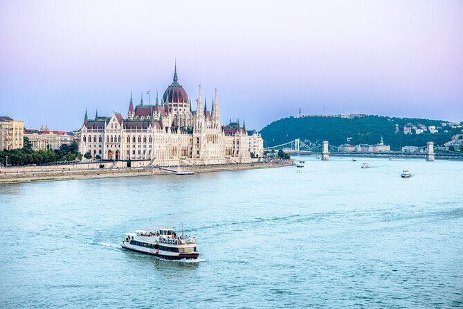 Budapest River Cruise with 1 Free Tokaj Frizzante and Audio Guide - Price and value for a one-hour Budapest orientation cruise
