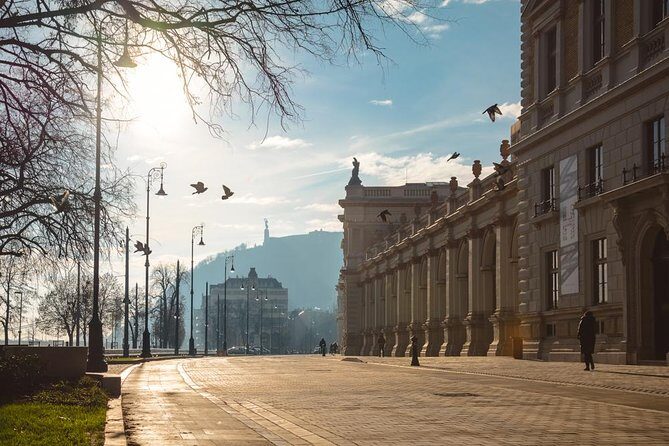 Budapest Romantic Private Tuk Tuk Tour - Gellért Hill: Liberty Statue and Citadella for the best kind of photo stop