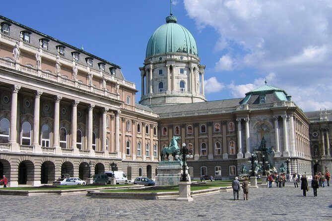 Budapest Roundtrip Private Airport Transfer - Price and Value: What $66.98 Buys You