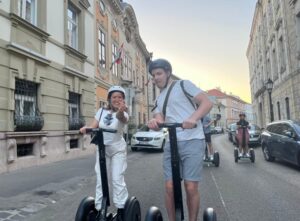 Budapest: Segway Grand City Tour (Buda + Margaret + Pest) 3h - Starting at Haris köz 2: how the tour gets rolling