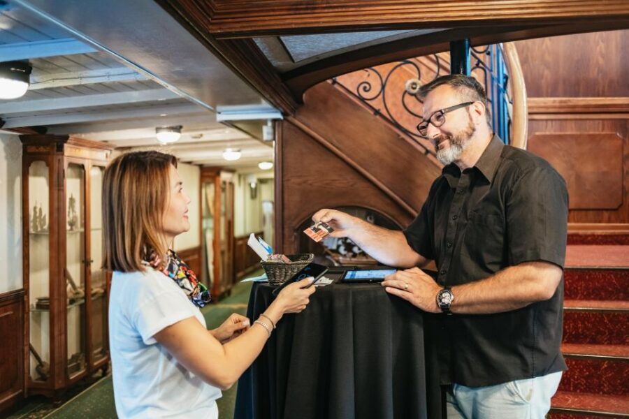 Budapest: Sightseeing Cruise on the Danube - The cruise route: how you’ll see Budapest move from Parliament to Citadella