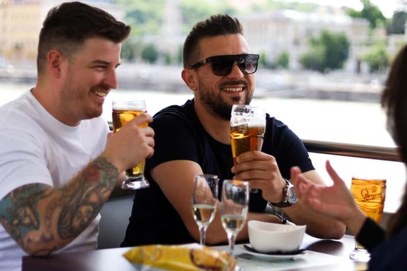 Budapest Sightseeing Cruise with Welcome Drink - Buda Castle: The Stop Your Eyes Keep Returning To