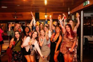 Budapest: Sightseeing River Cruise with Unlimited Cocktails - Getting to Akadémia Dock 2 and Finding MS Stadt Wien
