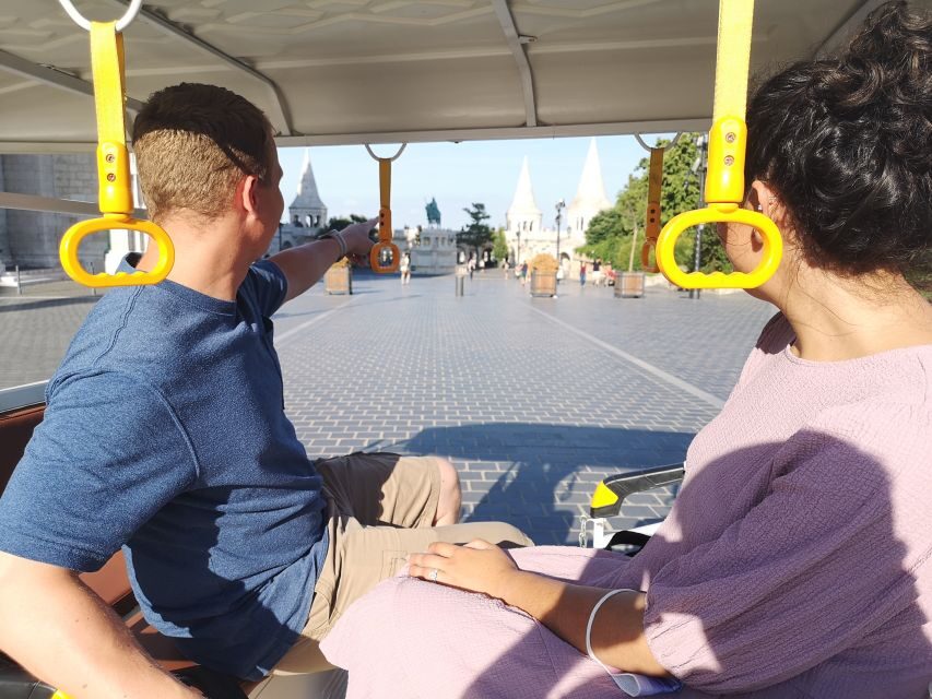 Budapest: Sightseeing Tour by Electric Tuktuk - Photo time and pacing: getting the must-sees without the foot pain