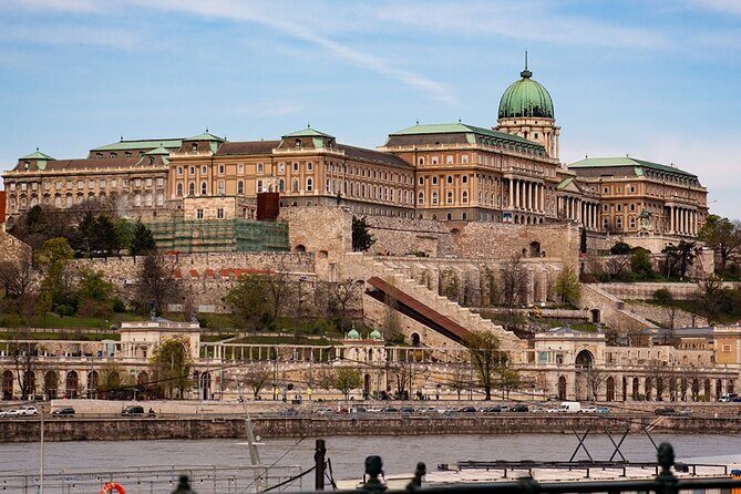 Budapest Sightseeing with Drink Included - Hungarian Parliament: The Moment You’ll Want to Look Up