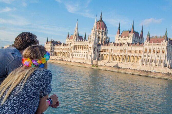 Budapest Sip and Sail Danube Cruise with Unlimited Prosecco - Unlimited Prosecco: What You Get and How to Drink Smart