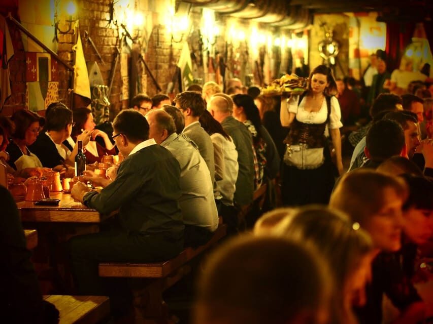 Budapest: Sir Lancelot Medieval Dinner with Drink and Show - Who this experience suits best (and who should skip it)