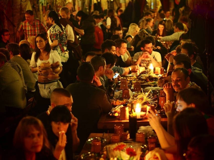 Budapest: Sir Lancelot Medieval Dinner with Drink and Show - The flow of the evening: welcome shot to your final bite