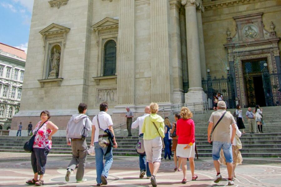 Budapest: St Stephen's Basilica Tour - St Stephen’s Basilica: Why a guided tour beats DIY