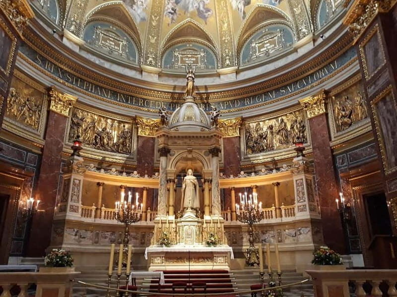 Budapest: St. Stephen's Basilica Tour & Music Performance - Outside First: The Basilica’s Shape and Why Construction Took Over 50 Years