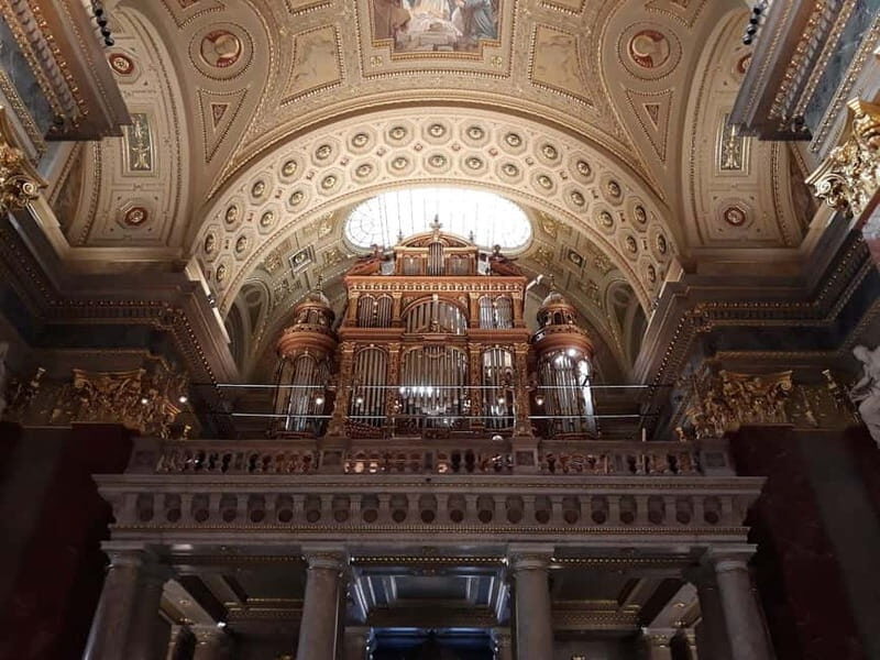Budapest: St. Stephen's Basilica Tour & Music Performance - Inside the Marble, Mosaics, Sculptures, and Hungarian Art