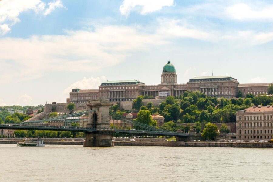 Budapest: Summer Brunch & Cruise with Prosecco or Cake - Key things I’d circle on your plan