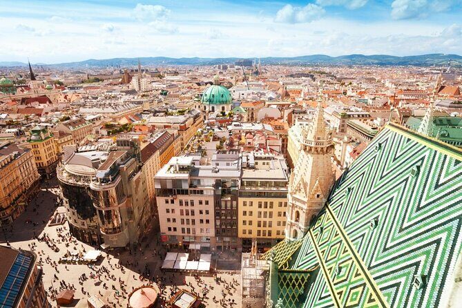 Budapest to Vienna Private Costumizable Day Tour with Lunch - Free time on Kärntner Straße and the Graben: use it well