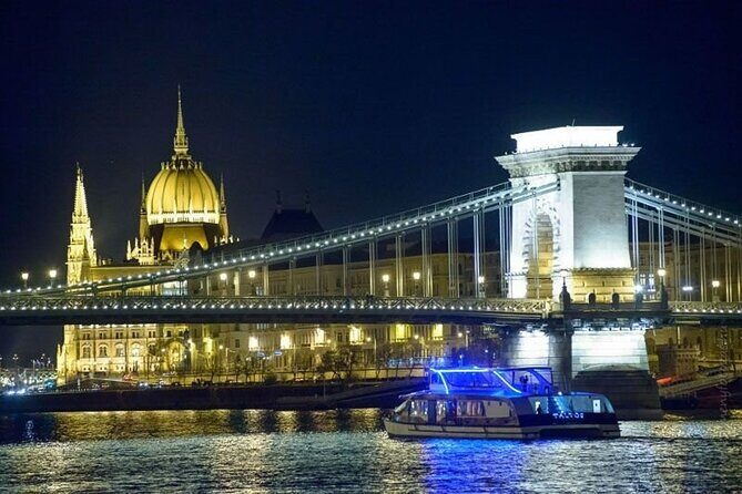 Budapest Unlimited Prosecco and Wine Cruise Day or Sunset Option - Elisabeth Bridge, Gellért Hill, and the view from the waterline