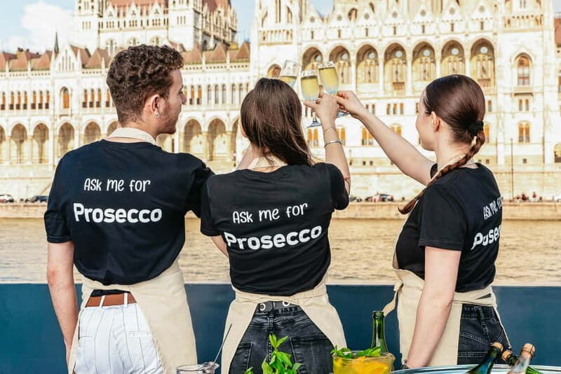 Budapest: Unlimited Prosecco, Beer and Aperol Spritz Cruise - The Sights From the Water: Parliament, Bridges, and Riverfront Icons
