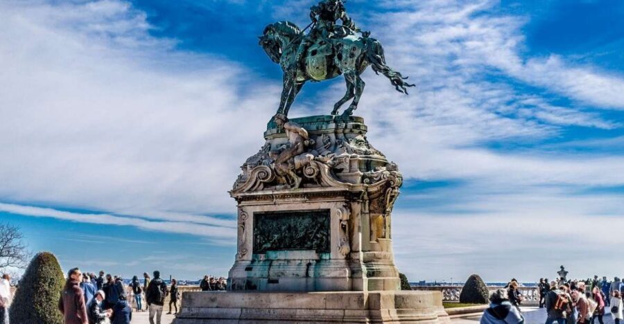 Budapest: Walking Tour in German - Meeting at St. Stephen’s Basilica: your easy start point