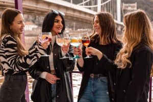 Cocktail Cruise and City Views on the Danube in Budapest - The cocktail setup: included drinks, tokens, and speed (or delays)