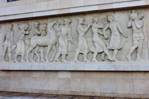 Communism in Hungary with a Historian - Parliament Square and 1956’s Bloody Thursday: politics made concrete