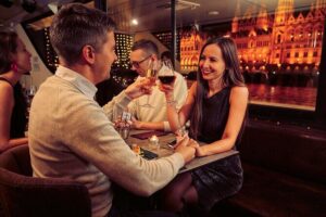 Dinner & Lights - Budapest Dinner Cruise - Getting Started at Jane Haining rkp.: Don’t Be the Late Person