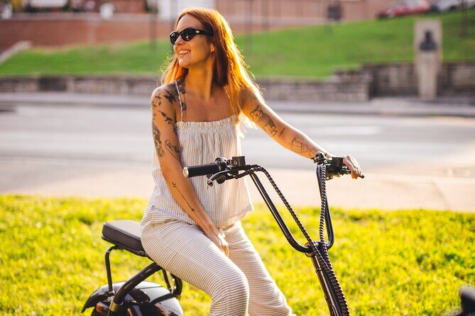Easy & Convenient E-Scooter Rental for Sightseeing in Budapest - Ride Freedom: How to Choose Your Own Budapest Loop