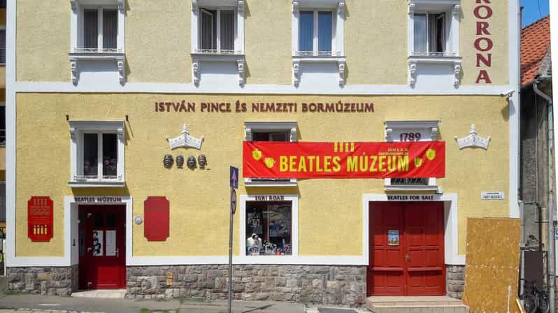 EGRI ROAD BEATLES MUSEUM - The Basement Video Room: A Cinema-First Start