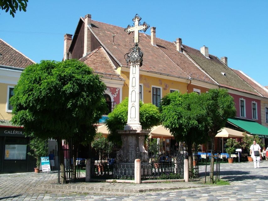 From Budapest: Szentendre Half-Day Tour - Guided walking in town: how the 1.5 hours are meant to work