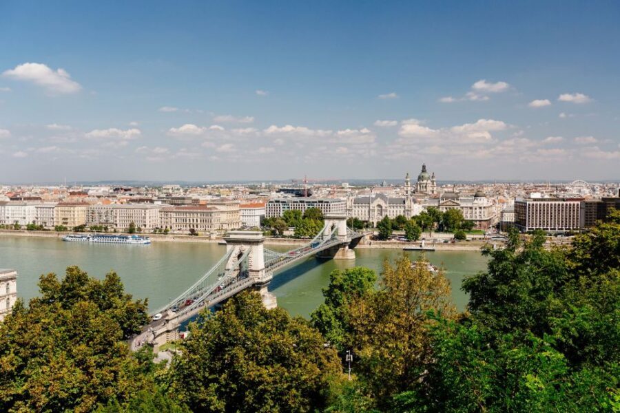 From Vienna: Guided Day Trip to Budapest - The Guided Walking Tour: Where the Details Finally Click