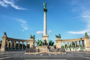 Full Day Private Budapest City Tour With Lunch and Cruise option - St. Stephen’s Basilica (or Matthias Church): one guided interior stop
