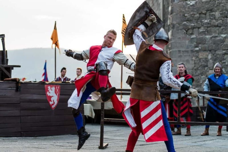Full-Day Visegrád Cruise From Budapest - Where the trip starts: Vigadó tér and the 15-minute check-in