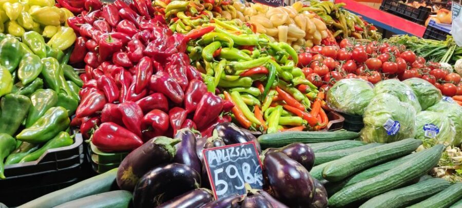 German tour in the Market Hall of Budapest with tastings - The 1-hour plan in plain terms (and where to meet)
