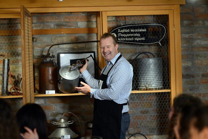 Hungarian pálinka distillery visit and tasting - The 1-hour flow: museum, guided tasting, and snack breaks