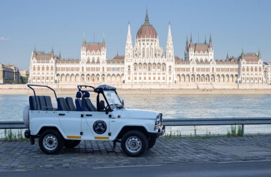 Iconic Budapest tour with Classic Russian Jeep and G-Wagon - Why a private Jeep tour feels like the best first move in Budapest