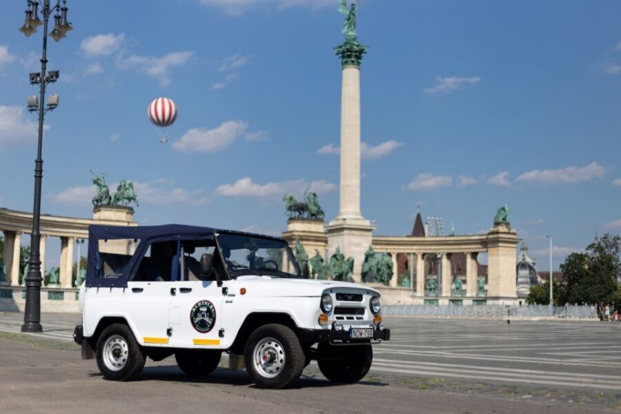 Iconic Budapest tour with Classic Russian Jeep and G-Wagon - Matthias Church and Fisherman’s Bastion: the photo strategy that saves time