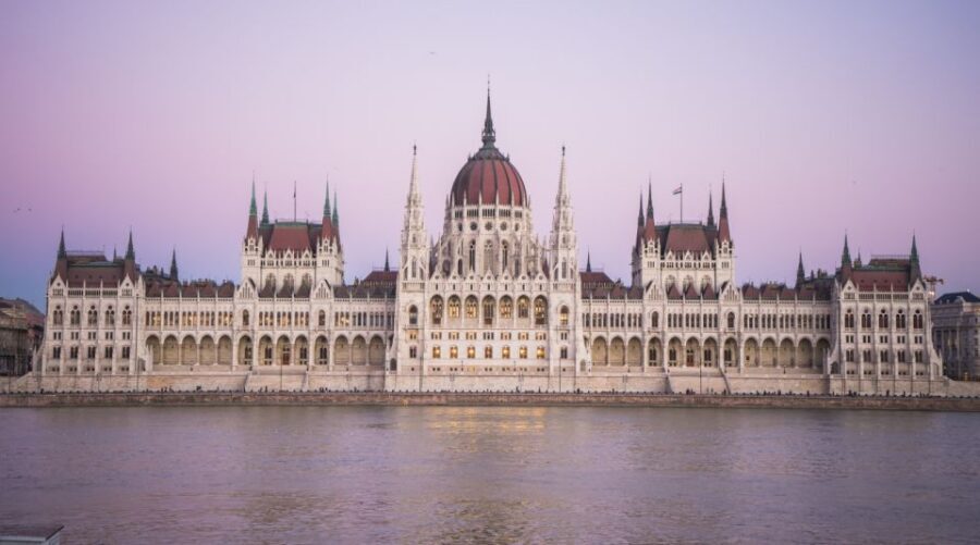 Iconic Budapest tour with Classic Russian Jeep and G-Wagon - Pest’s highlights by car: Parliament-to-Opera to Andrassy Avenue