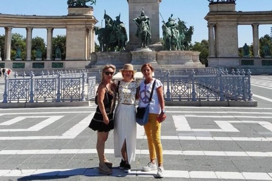 Private Custom Tour with Local Guide Budapest - Meeting Up in Budapest: Pickup and the First 10 Minutes Matter