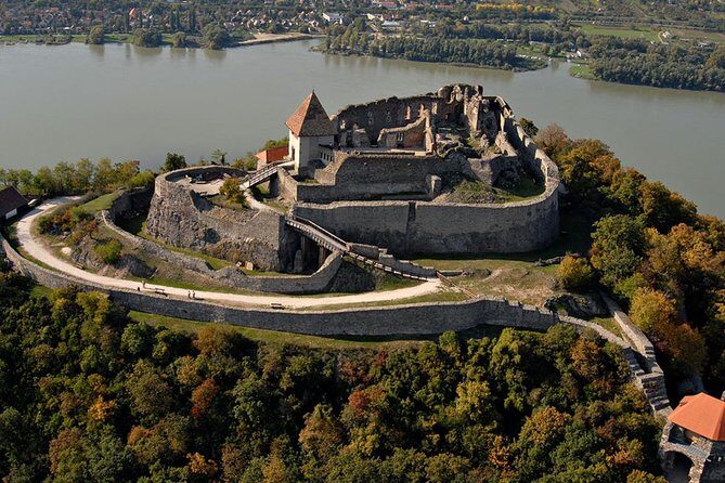 Private Guided Tour to Szentendre & Visegrád Castle (Danube Bend) - Visegrád Castle (Visegradi Fellegvár): royal power over the Danube Bend