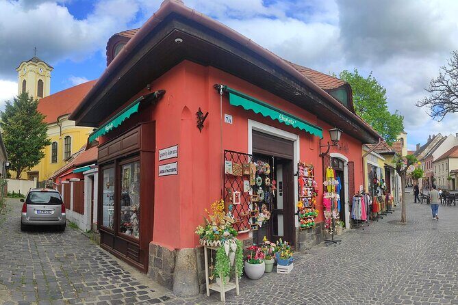 Scenic Danube River bend hills & the Art Town: Private Car Tour - First Stop: Visegrád Panoramas and Optional Castle Ruins